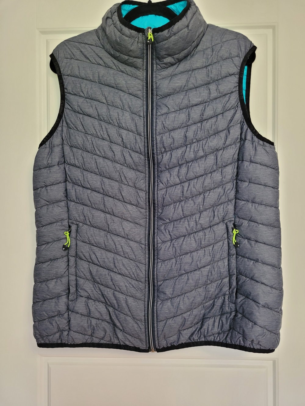 Killtec Women's Puffer Vest - Charcoal Gray & Turquoise - Size 16 - Like New